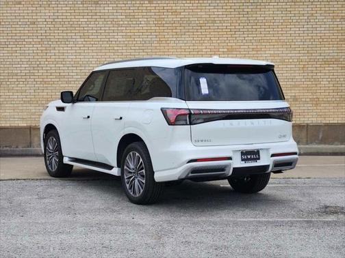 2025 INFINITI QX80 Luxe