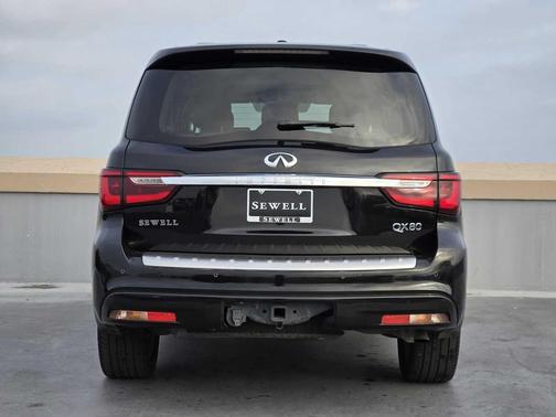 2018 INFINITI QX80 Base