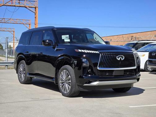 2026 INFINITI QX80 Luxe