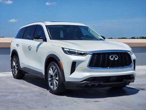 2025 INFINITI QX60 Luxe