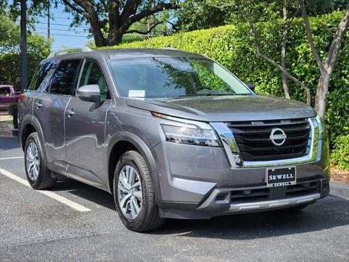 2024 Nissan Pathfinder SL 4WD