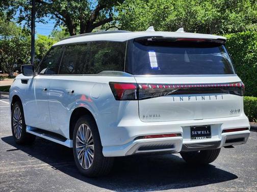 2025 INFINITI QX80 SENSORY AWD