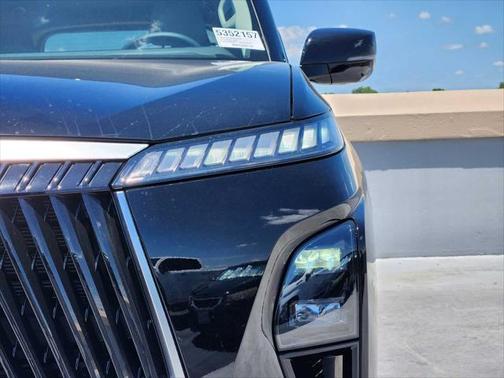 2025 INFINITI QX80 PURE