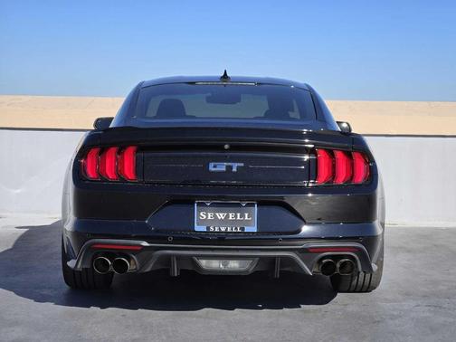 2023 Ford Mustang GT Premium