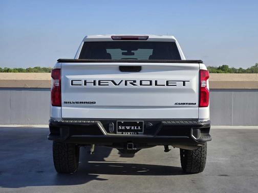 2022 Chevrolet Silverado 1500 Limited Custom Trail Boss