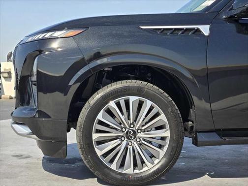 2025 INFINITI QX80 SENSORY AWD