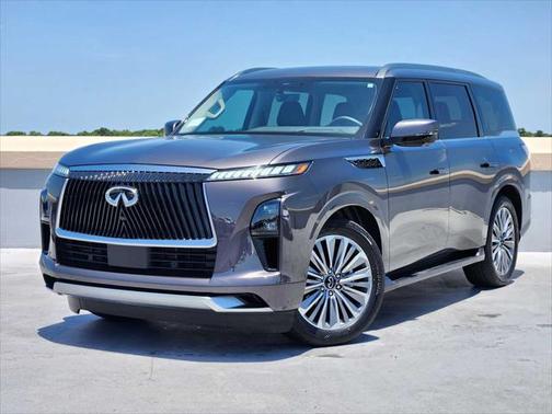 2025 INFINITI QX80 Luxe