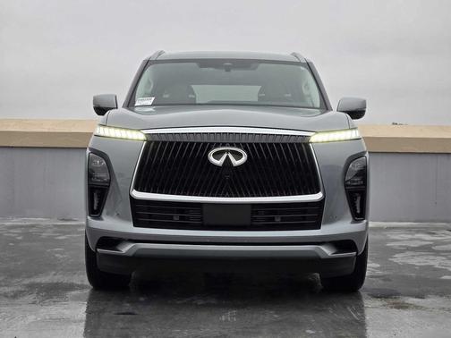 2025 INFINITI QX80 SENSORY AWD