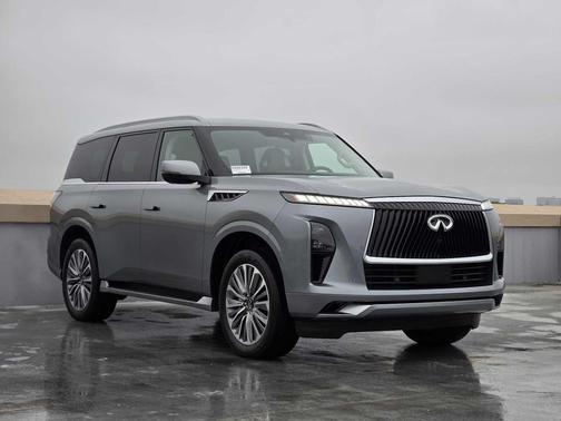 2025 INFINITI QX80 SENSORY AWD