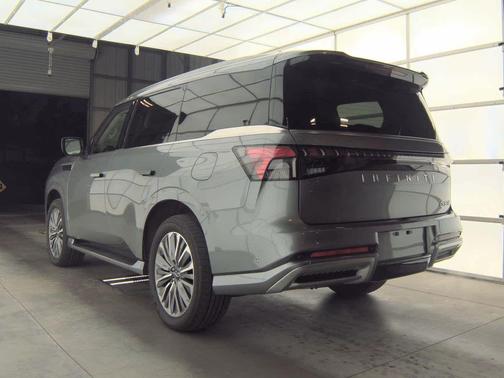 2025 INFINITI QX80 SENSORY AWD