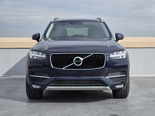2019 Volvo XC90 T5 Momentum
