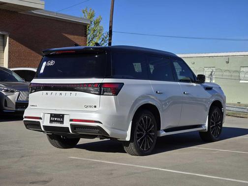 2026 INFINITI QX80 AUTOGRAPH AWD