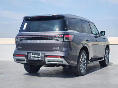 2025 INFINITI QX80 Luxe