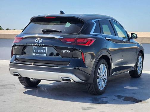 2025 INFINITI QX50 Luxe AWD