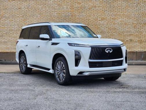 2025 INFINITI QX80 Luxe