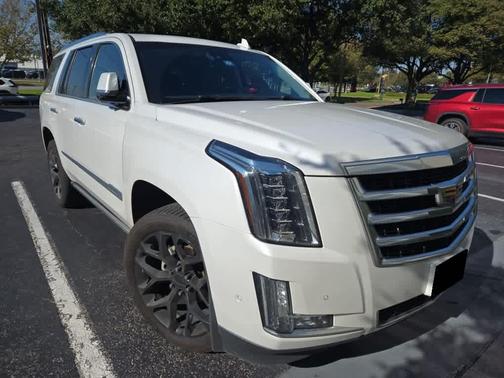 2018 Cadillac Escalade Premium Luxury
