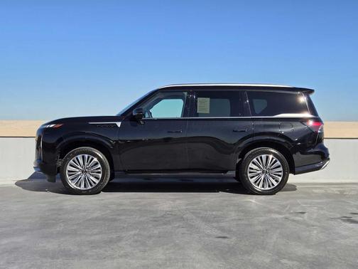 2025 INFINITI QX80 SENSORY AWD