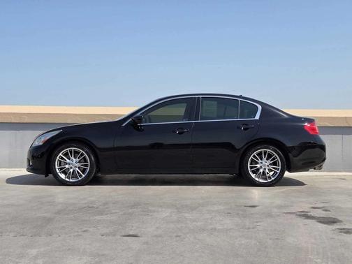 2010 INFINITI G37 Journey