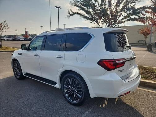 2024 INFINITI QX80 SENSORY AWD