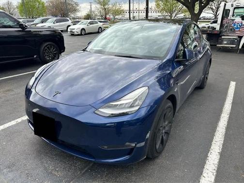 2022 Tesla Model Y Long Range Dual Motor All-Wheel Drive