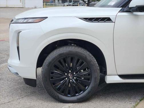 2025 INFINITI QX80 SENSORY AWD