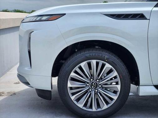 2025 INFINITI QX80 SENSORY AWD