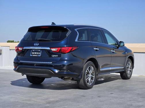 2017 INFINITI QX60 Base