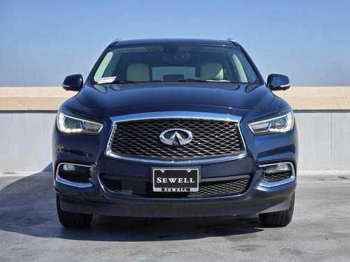 2017 INFINITI QX60 Base