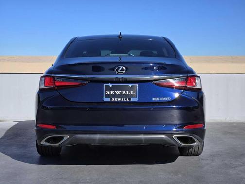 2019 Lexus ES 350 Base