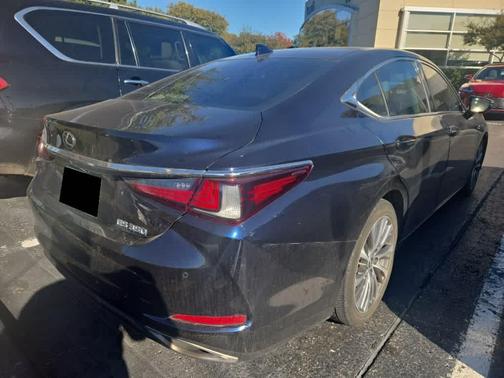 2019 Lexus ES 350 Base