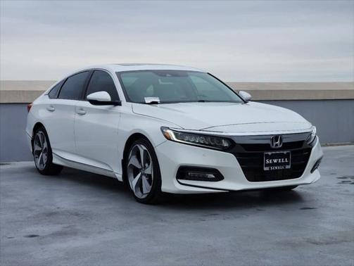2020 Honda Accord Touring 2.0T