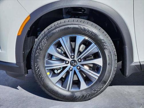 2025 INFINITI QX60 Pure