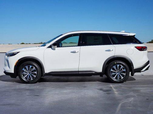 2025 INFINITI QX60 Pure