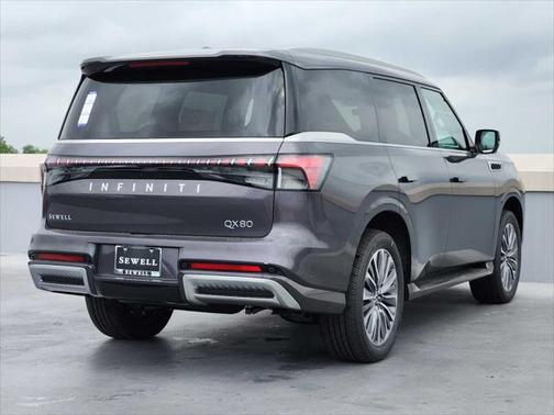2025 INFINITI QX80 Luxe