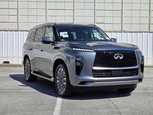 Dynamic Metal 2026 INFINITI QX80 Luxe