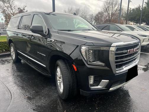 2022 GMC Yukon XL SLT