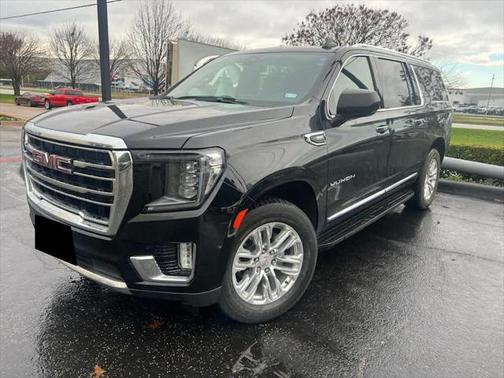 2022 GMC Yukon XL SLT