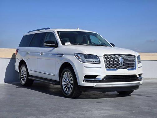2018 Lincoln Navigator Premiere