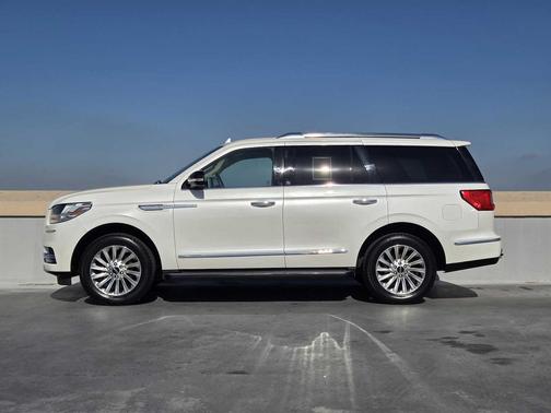 2018 Lincoln Navigator Premiere