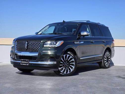 2022 Lincoln Navigator Black Label