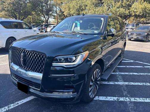 2022 Lincoln Navigator Black Label