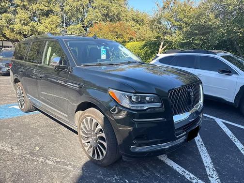 2022 Lincoln Navigator Black Label