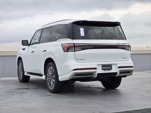 2025 INFINITI QX80 Luxe