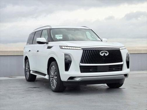 2025 INFINITI QX80 Luxe