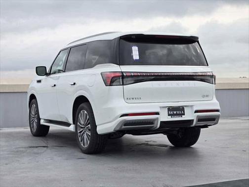 2025 INFINITI QX80 Luxe