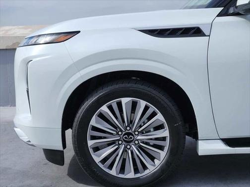 2025 INFINITI QX80 SENSORY AWD