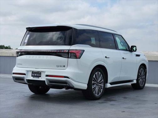 2025 INFINITI QX80 SENSORY AWD