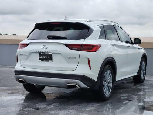 2025 INFINITI QX50 Luxe AWD