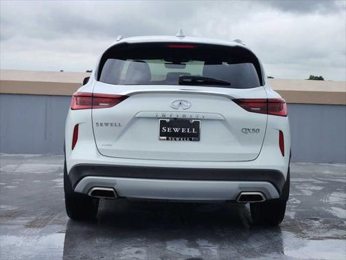 2025 INFINITI QX50 Luxe AWD