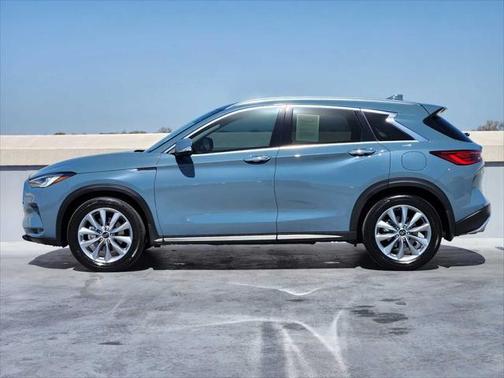 2022 INFINITI QX50 LUXE